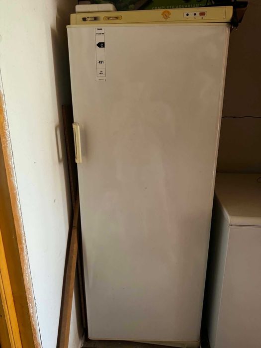 Congelator vertical Zanussi – 6 sertare (190 L)