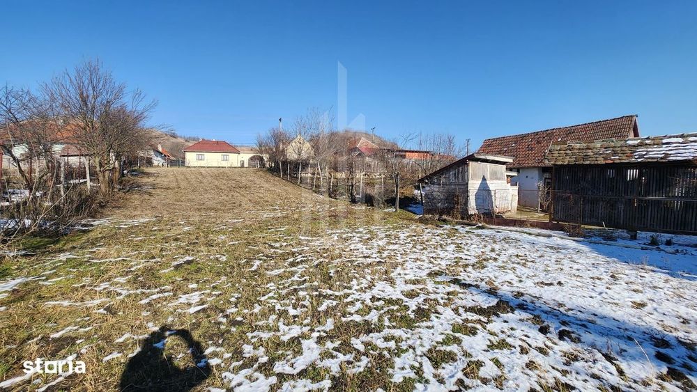 Casă cu două corpuri de clădire și teren generos – sat Boarta, județul