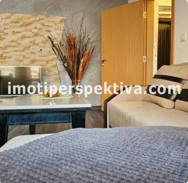 Продава се Двустаен апартамент в Пловдив, Кючук Париж - 63 кв.м за 2105 €/кв.м - Снимка #4