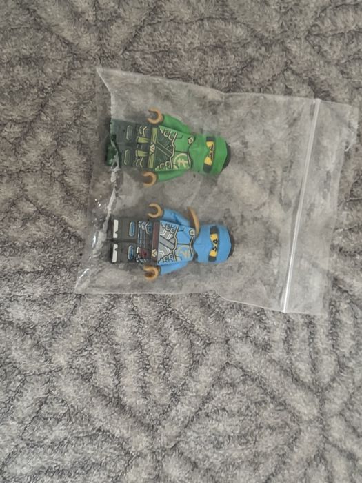 Lego Ninjago фигурки продам срочно
