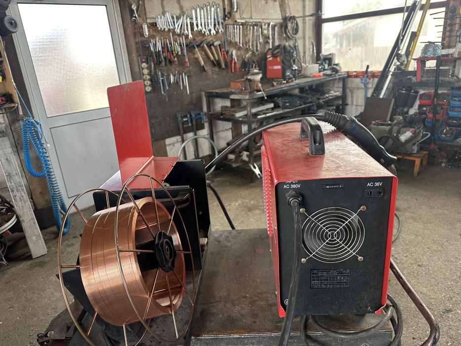 Aparat de sudura mig 250 amperi.