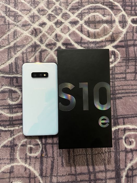 Samsung s10e (128гб)