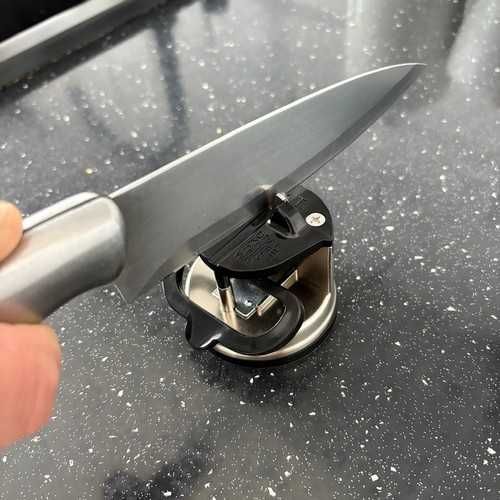 Ascutitoare de cutite, Ruhhy, profesionala, compacta, neagra, 5,5x6cm