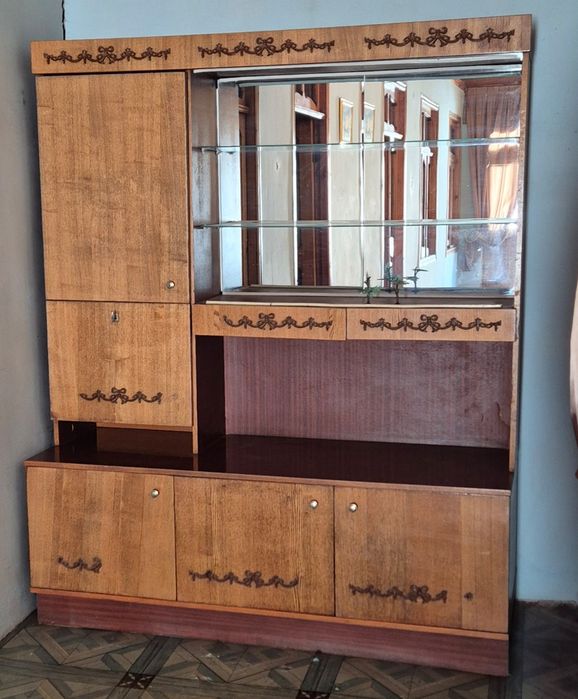 Мебель СЕРВАНТ б/у