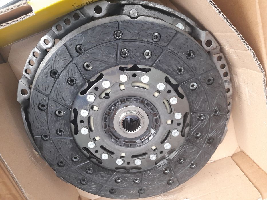 Съеденител притесканел феродов лагер помпа фиат дукато 3.0 Fiat dukato