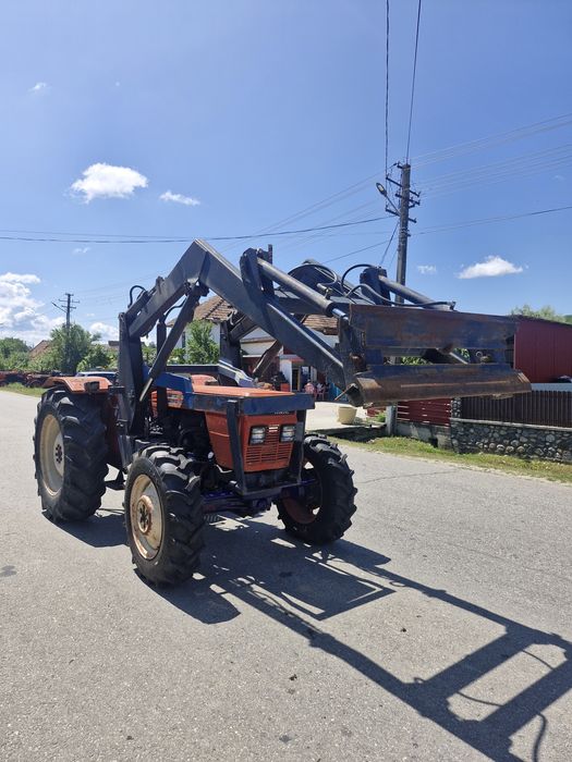 Tractor Same 4×4 cu încărcător frontal!