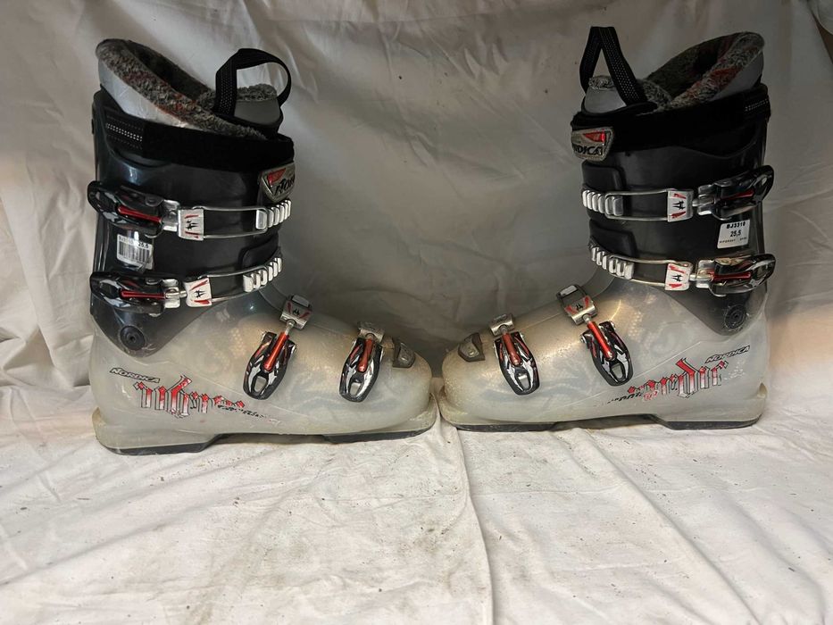 Clapari ski schi Nordica marime EUR:39 Mondo:25.5