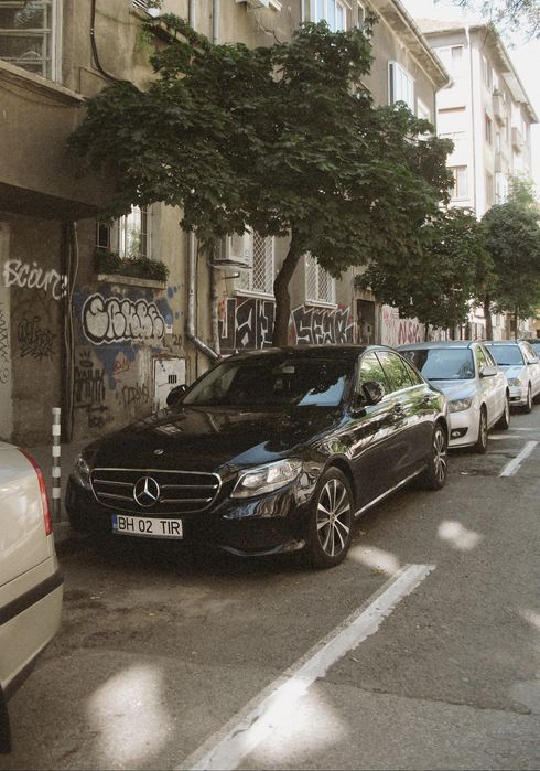 Mercedes-Benz E200  D