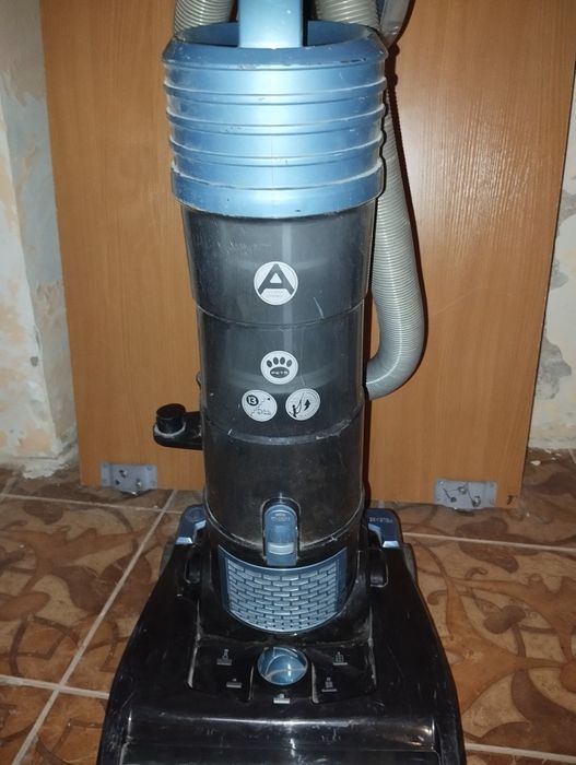 Турбо пылесос Hoover VR 81