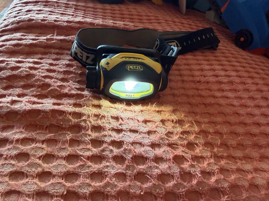 Челник Petzl Pixa 1