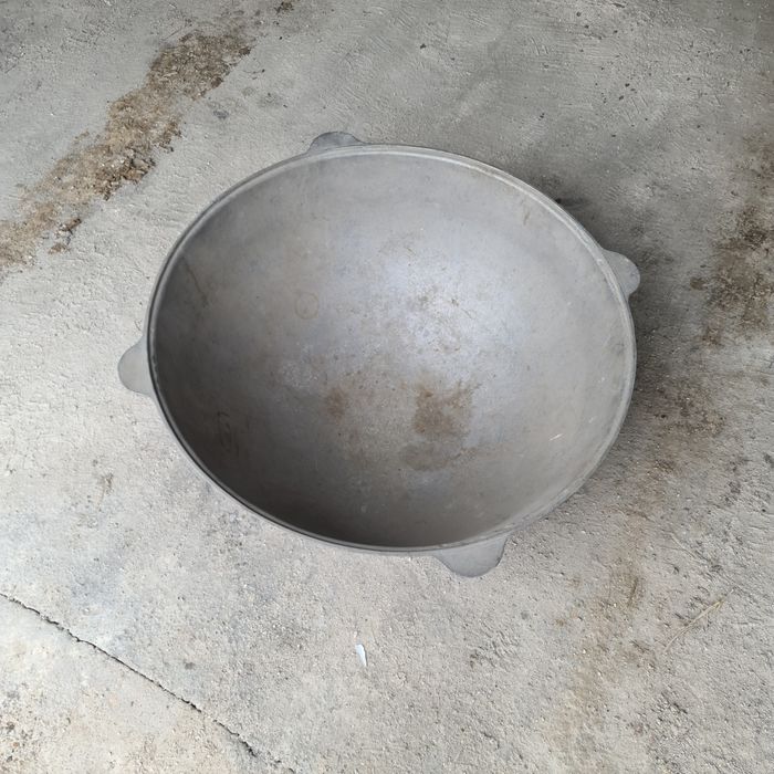 Продаются чугунный советски казан