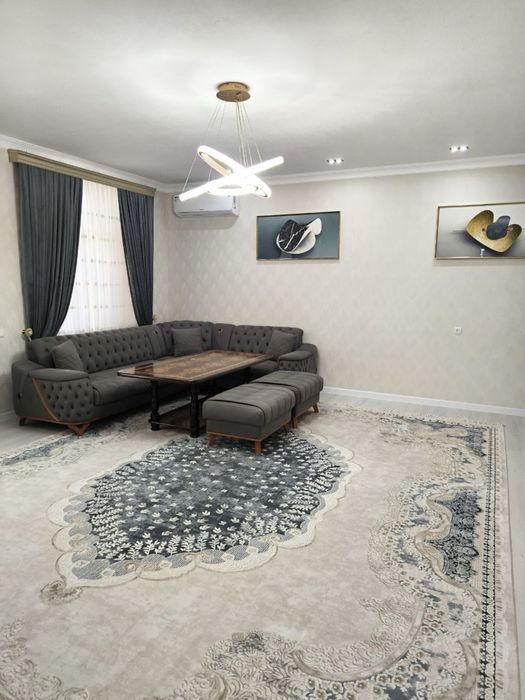 Продается 4 ком. Квартира площадью 90 кв.м. По ул. Рудаки