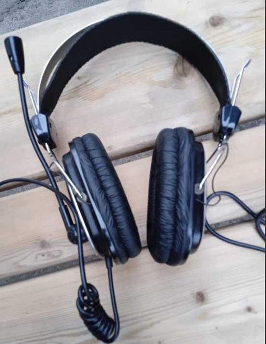 Игровые наушники