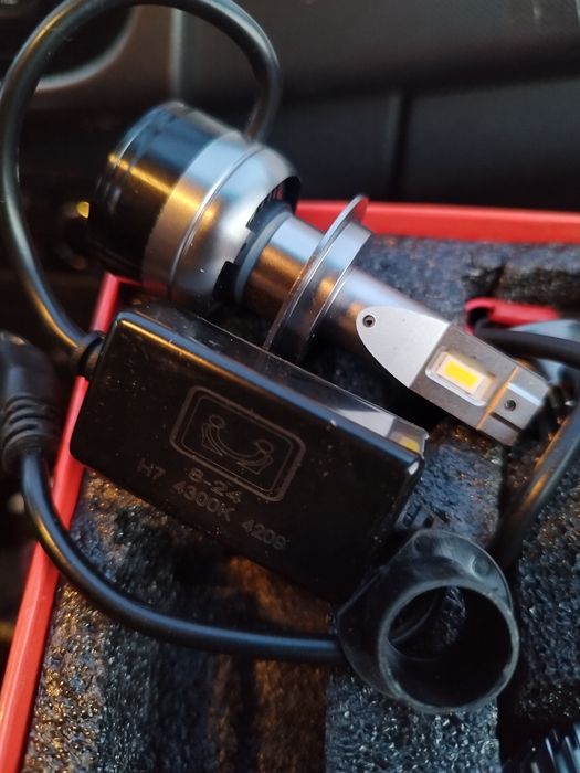 Leb lampa б.у. (ближ дальний)