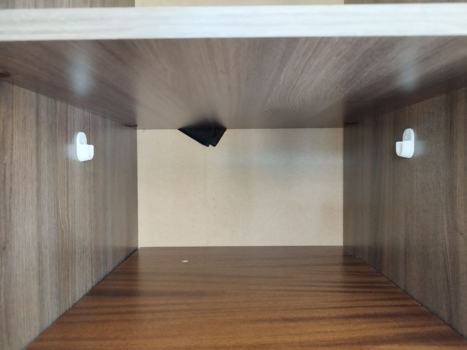 Петкрилен гардероб