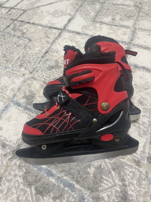 Продам коньки срочно