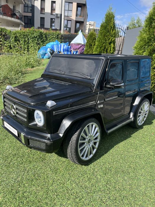 Masina cu telecomda Mercedes G63