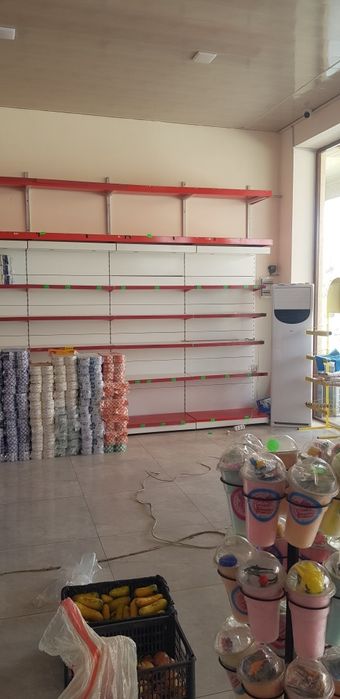 Полка для магазина продукты