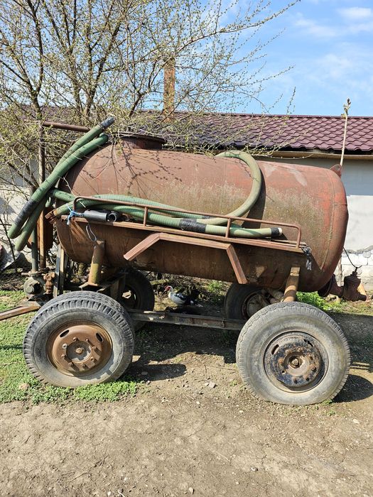 Cisterna 4300 l cu pompa de vid