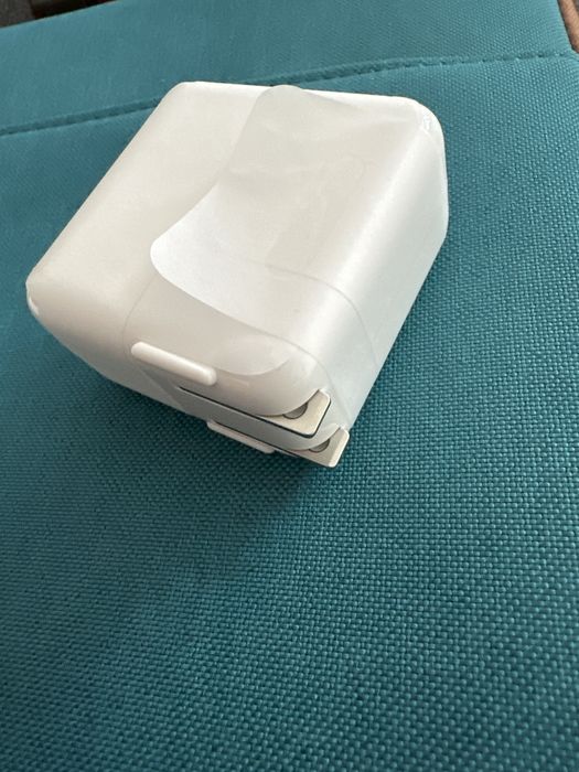 адаптери за Apple