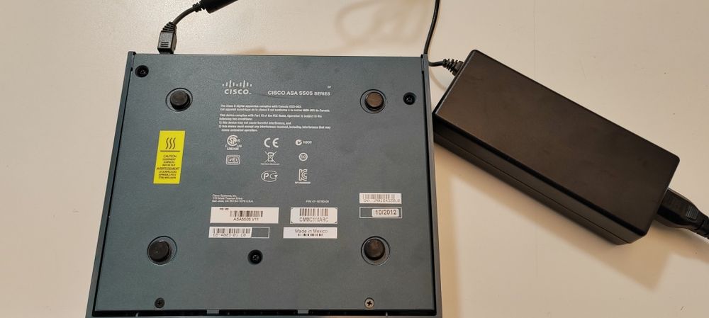 Cisco ASA 5505 Firewall + Switch 8-port Gigabit – Funcțional