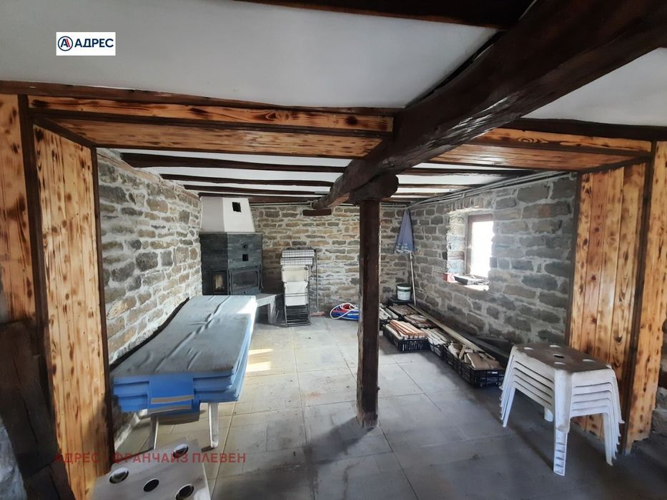 Продава се Къща в с. Костелево, Област Враца - 100 кв.м за 1352 €/кв.м - Снимка #4