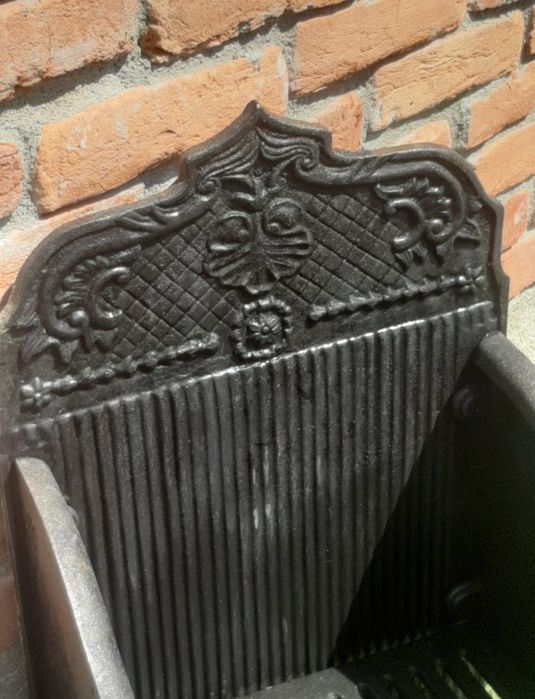 Arzător fontă șemineu.