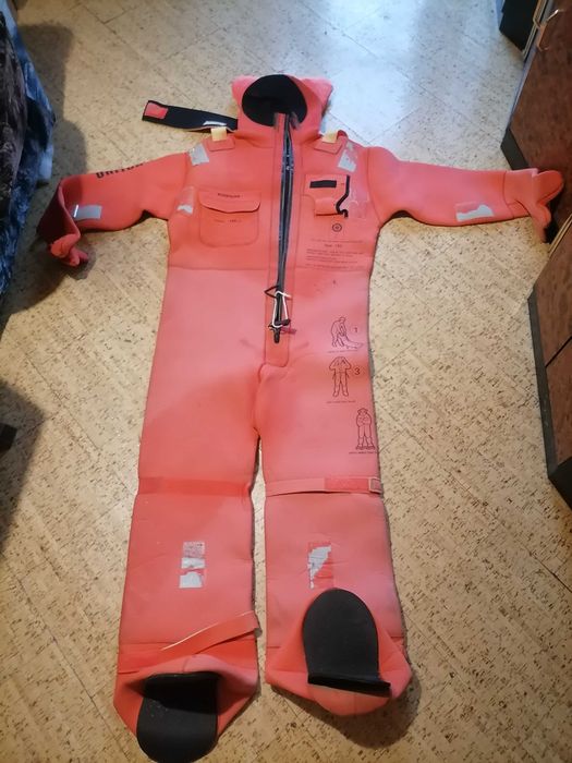 спасителен гащеризон