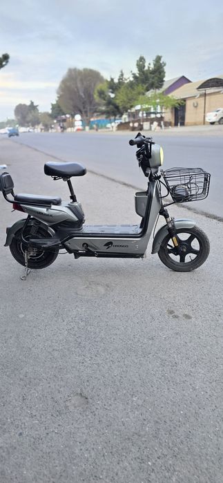 Rabochi 14 cho'ntay  skuter