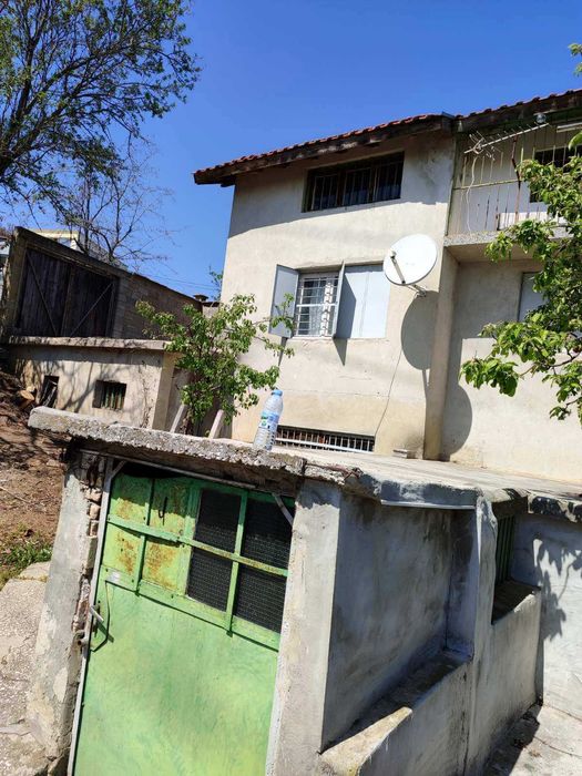 Продава се Къща в Варна, Владислав Варненчик - 216 кв.м за 579 €/кв.м - Снимка #1