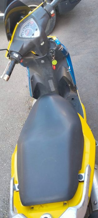 Pachet 2x Scuter Kymco Super 8 - 50cc 4T (Unul funcțional + Unul pentru piese)