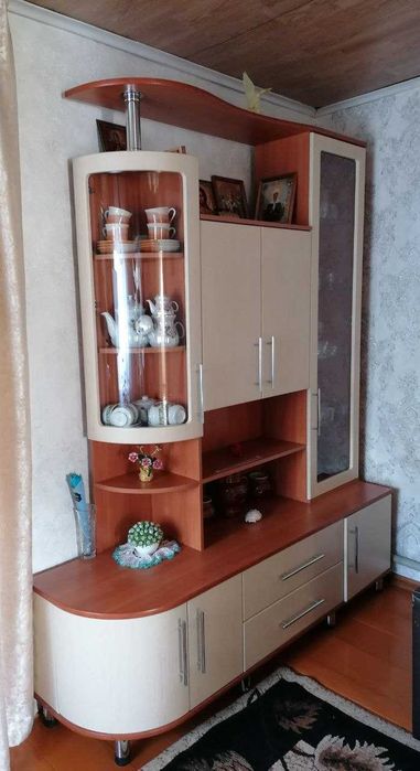 Продам стенку для зала