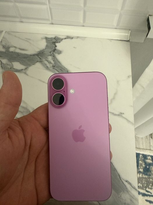 Айфон 16 128г сост отл без ремонта!