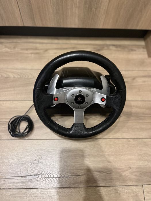Logitech G27 с шифтър