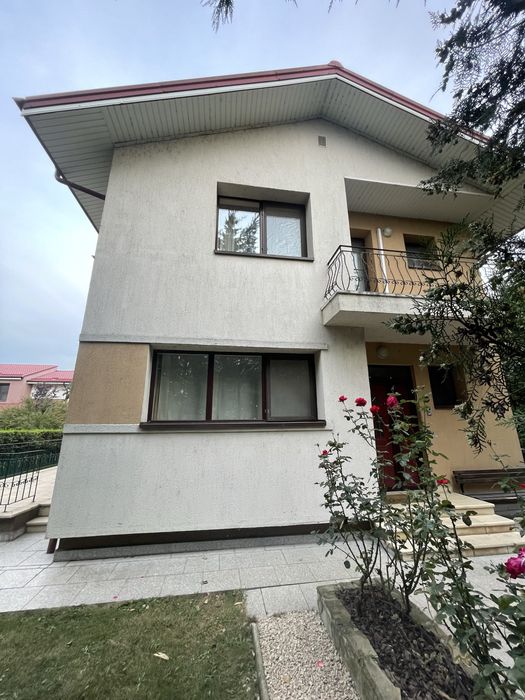 Vand casa individuala P+1 in cartier Orizont