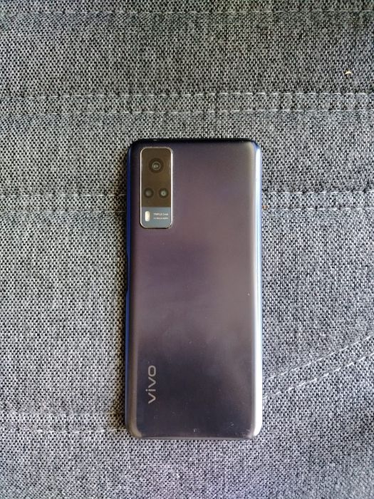 Продам смартфон VIVO Y 53 S