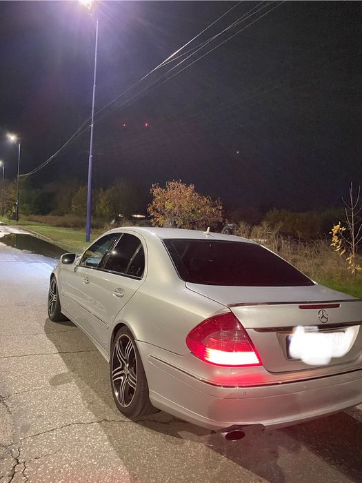 Мерцедес е280 v6 2008 Facelift На Части