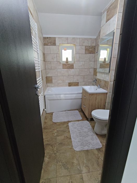 Proprietar Vand Apartament 2 Camere cu parcare