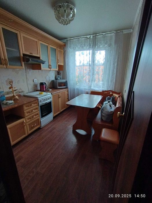 Продам обеденную зону