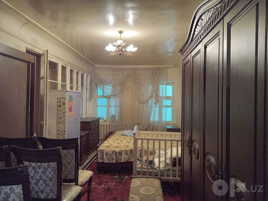 Чирчик ш. 1-Азотчик 4 сотих 6х ховли