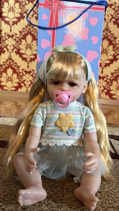 Продам куклу для девочек