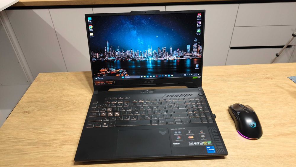 Геймърски Лаптоп ASUS TUF F15 Gaming Laptop