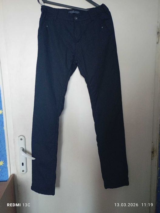 ЧИСТО  НОВ  ПАНТАЛОН  за  ЮНОШИ - 16-18 години