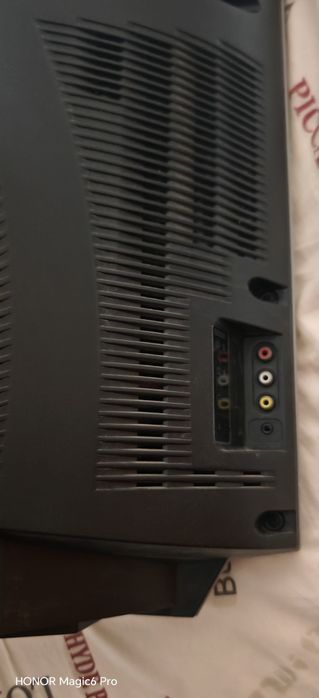 Кинескопен телевизор Samsung CW-21Z503N