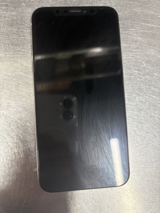 iPhone X 256ГБ White — без проблем, всё исправно