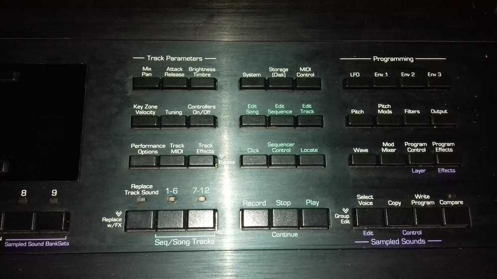 Vand Sintetizator Ensoniq TS-12 cu emulator floppy si hard case