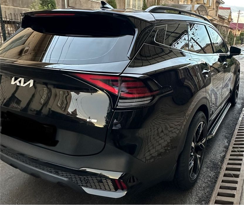 Kia sportage sotiladi