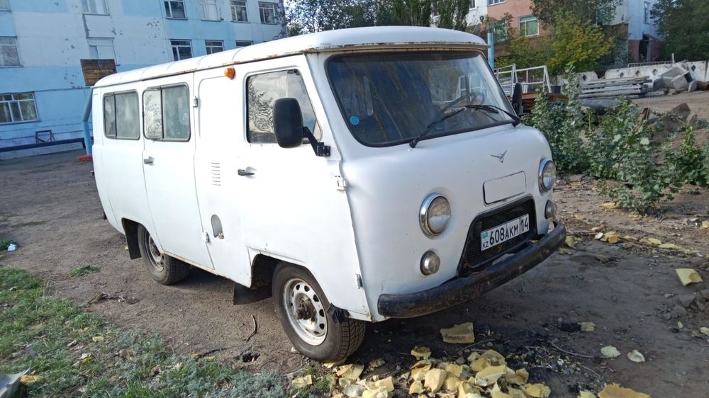 Продам УАЗ 2005 год