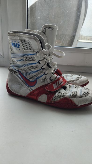 Продам счастливые боксерки 36р.б/у