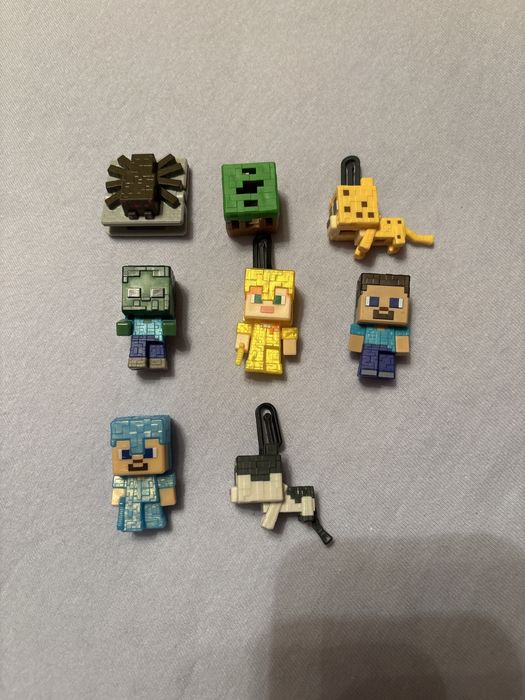 Kinder joy играчки Minecraft и Stranger things